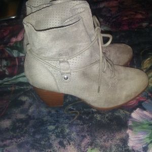Maurices sample booties